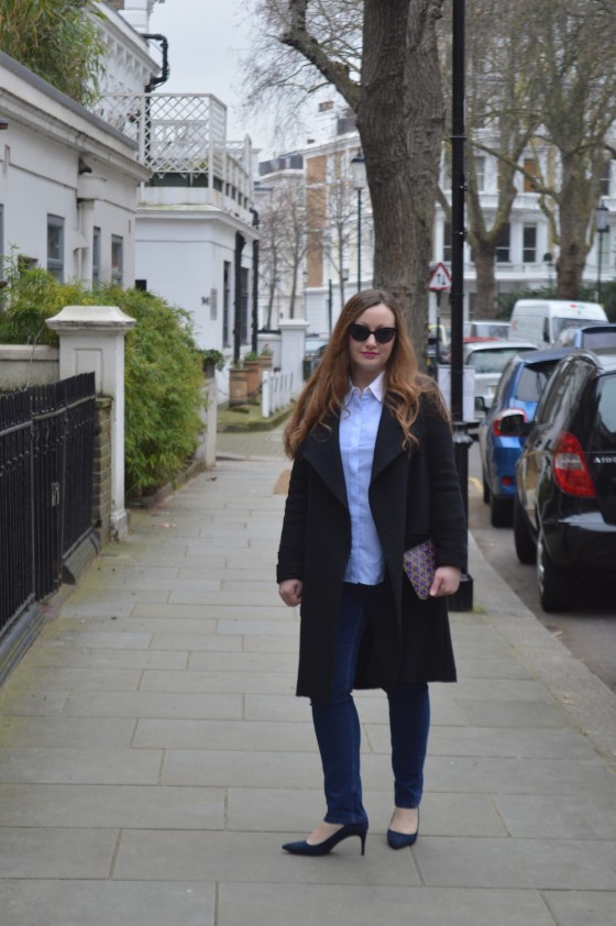 Blue Shirt and Boyfriend Jeans – JacquardFlower