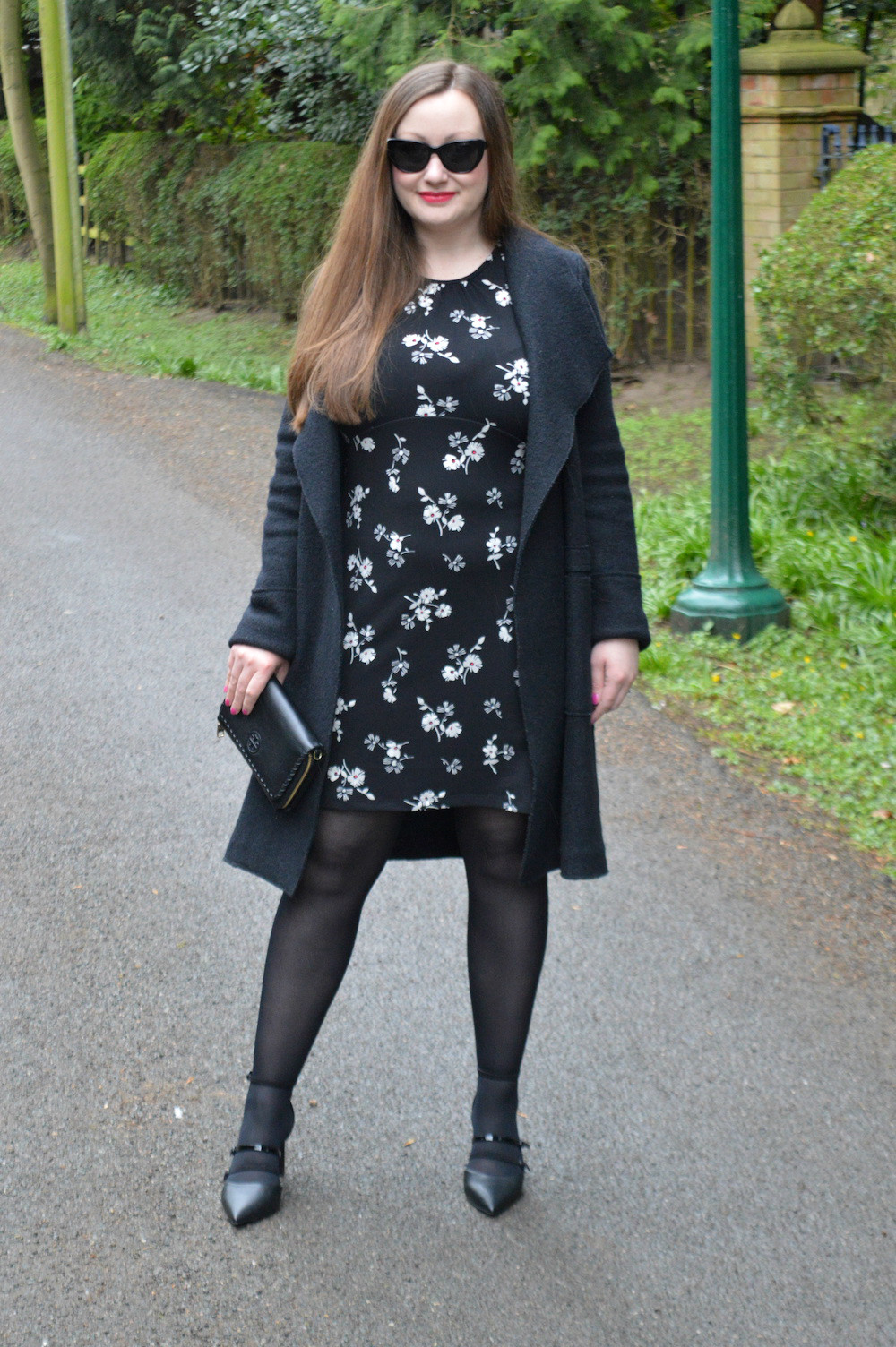All Black With A Hint Of Floral Outfit – JacquardFlower