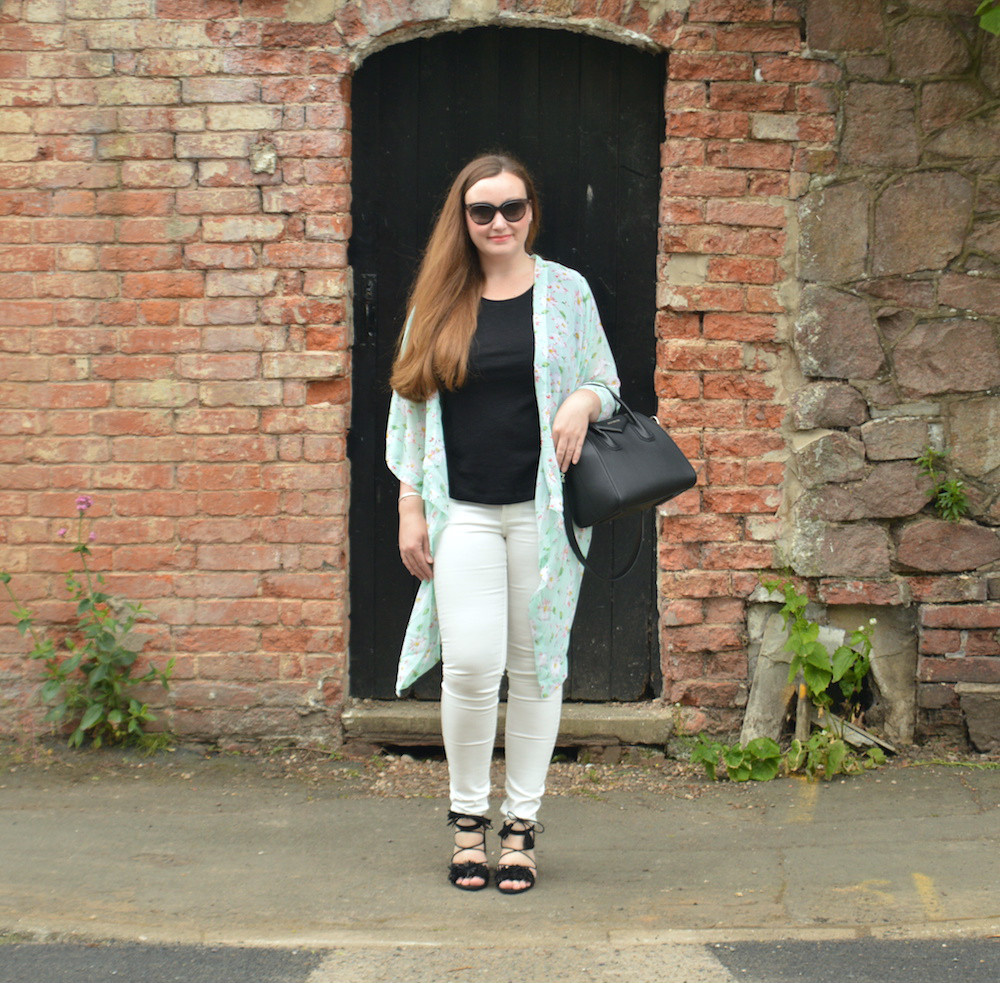 Stylish White Blouse and Mint Pastel Jeans Outfit