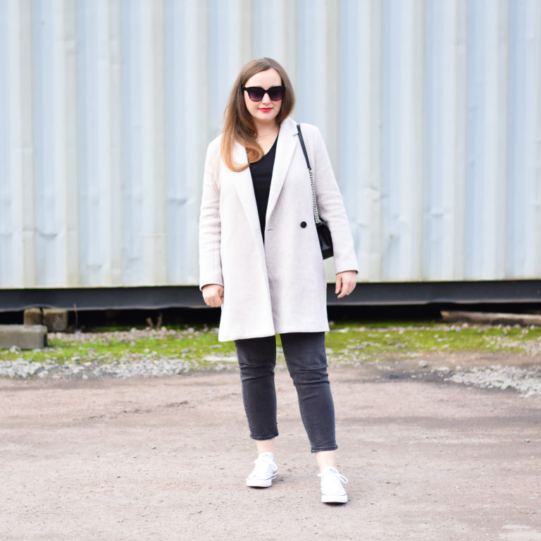 Light Grey Coat Outfit – JacquardFlower