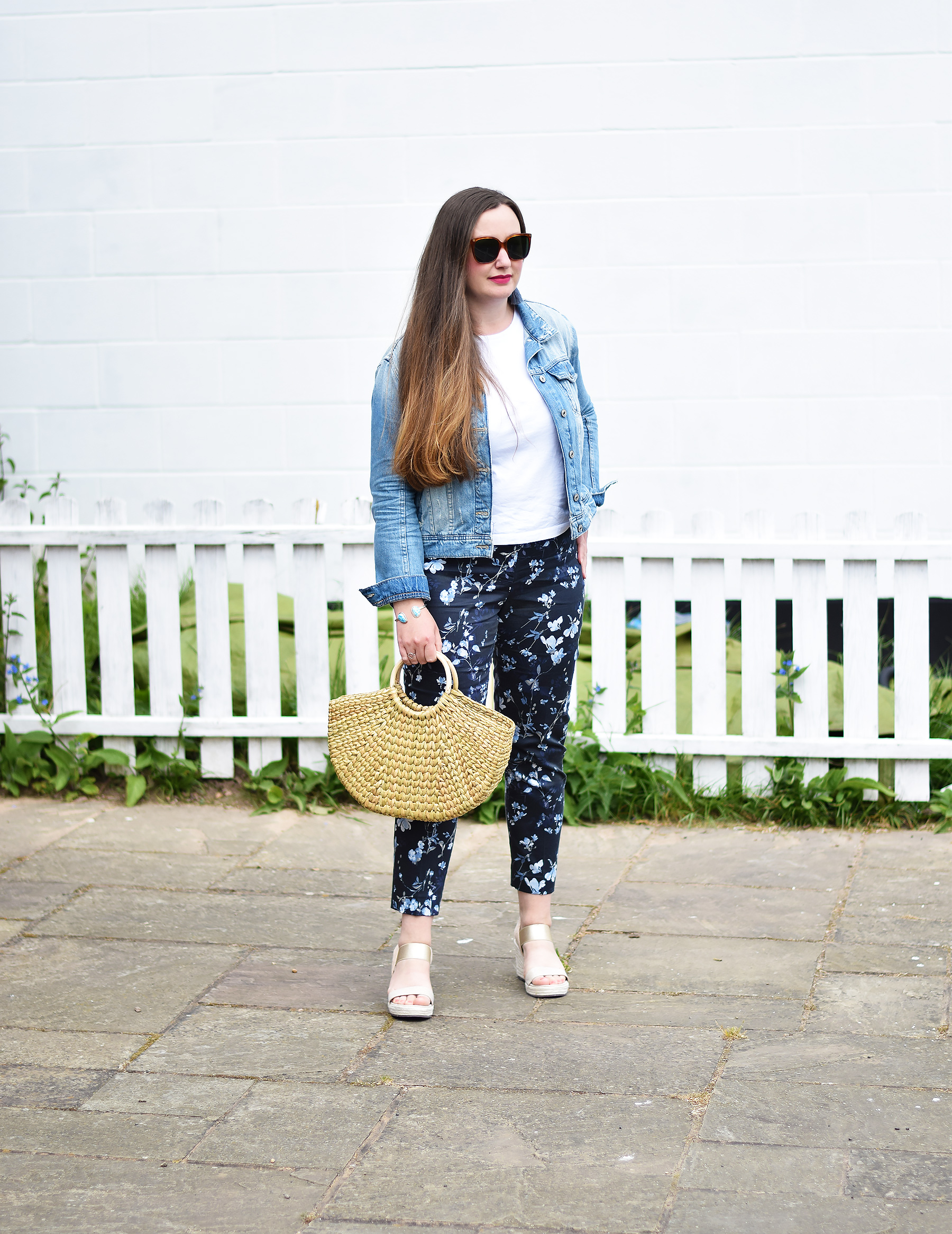 How To Style Floral Joggers  Floral pants outfit, Floral pants