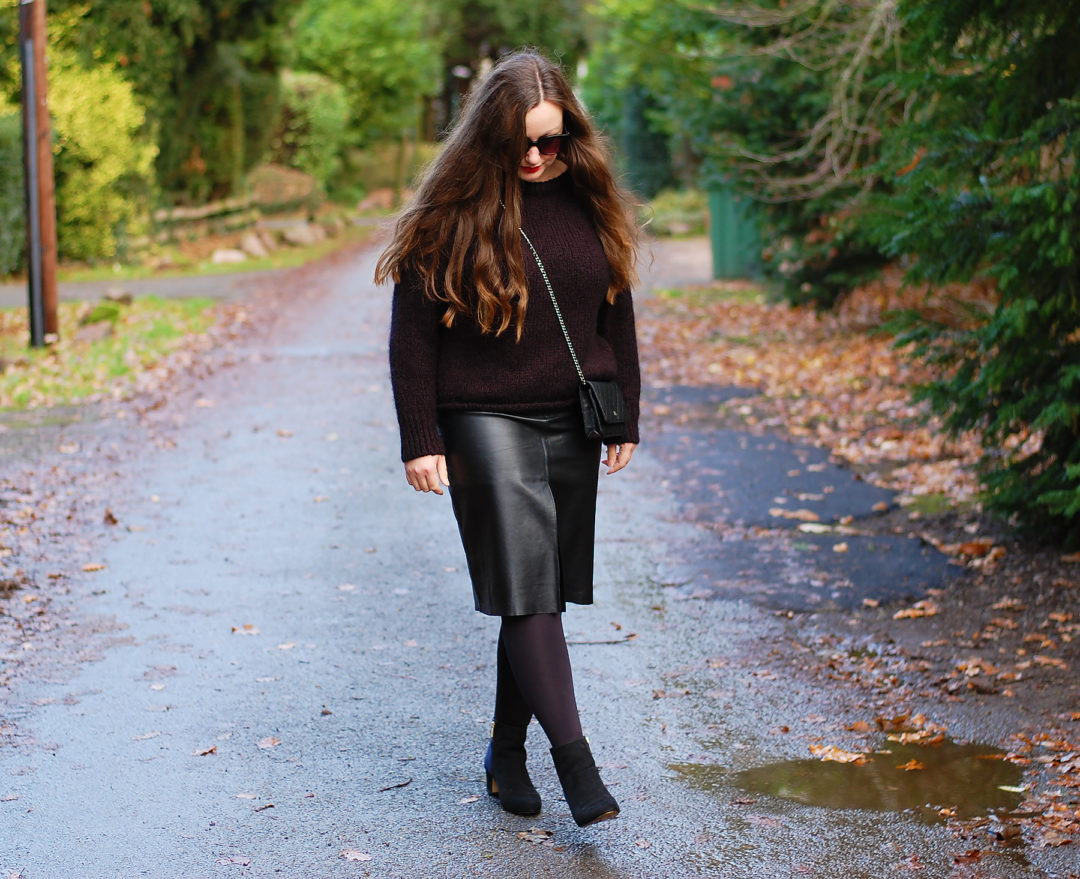 Black Leather Midi Skirt Outfit – JacquardFlower