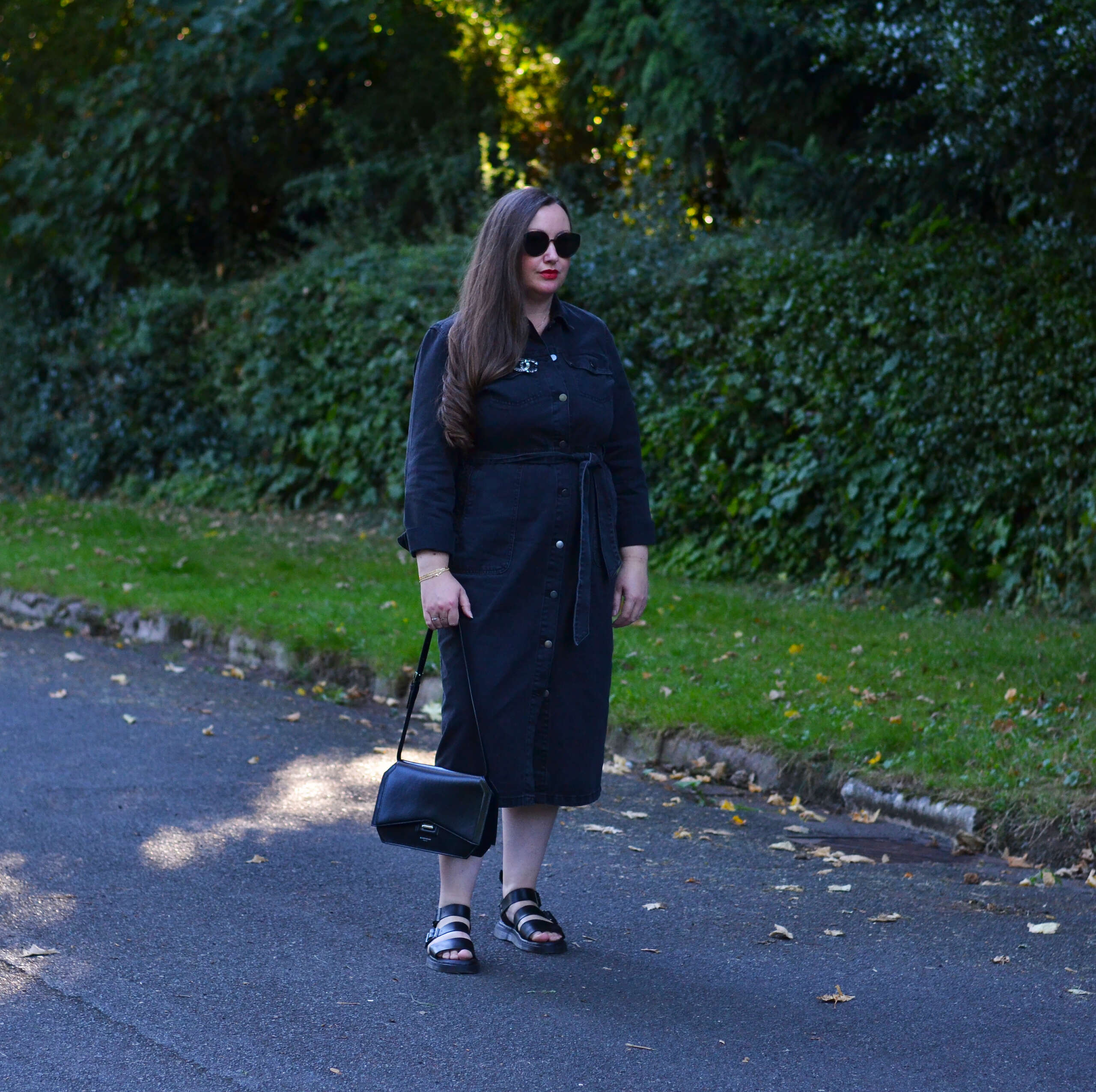 Black Denim Dress Outfit 