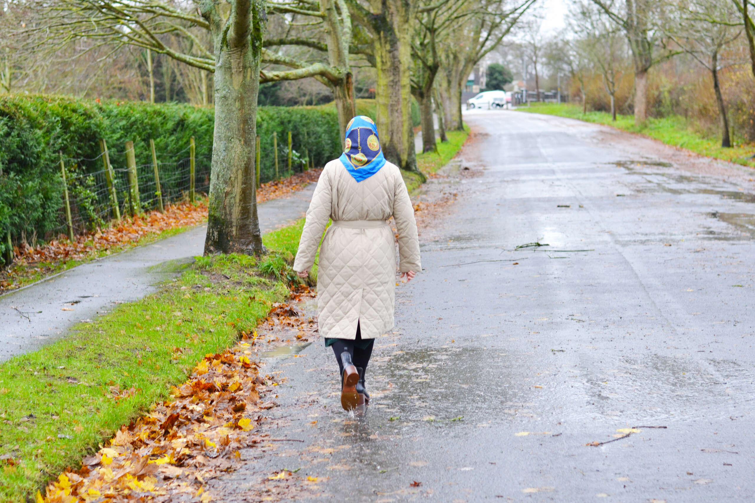 What to wear on a rainy day in England